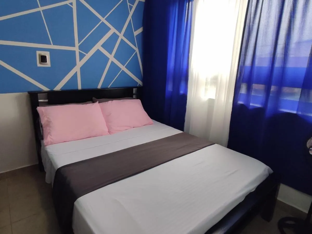메딜린 Habitacion En Calasanz 아파트 홈스테이